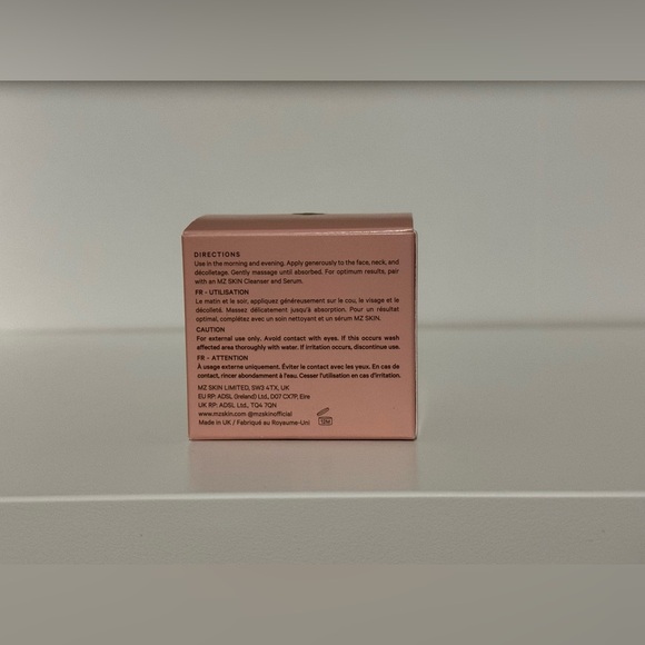 MZ SKIN BY DR. MARYAM ZAMANI | THE CALMING MOISTURISER - Picture 8 of 11